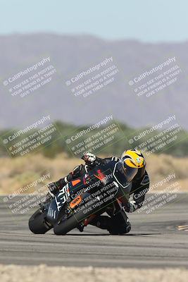 media/Oct-13-2025-Moto Forza (Mon) [[a66d839500]]/2-A Group/Session 3 (Turn 16)/